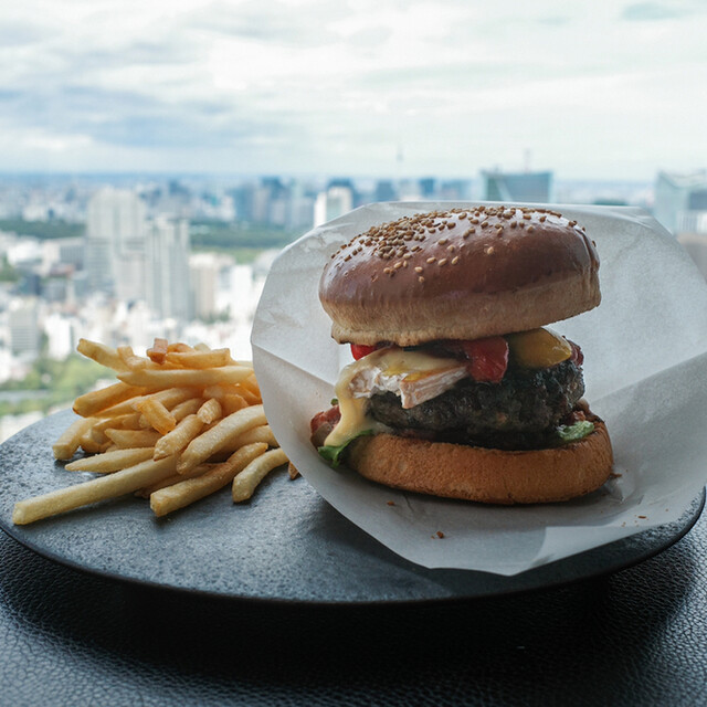Restaurant THE MOON Roppongi