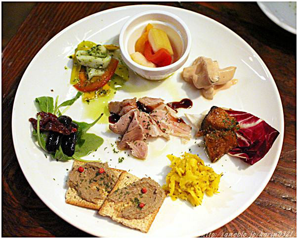 Trattoria & WineBar TANGO