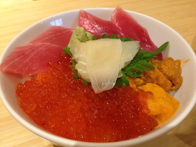 Tsukiji Itadori Bekkan