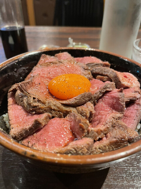 Nikutomo