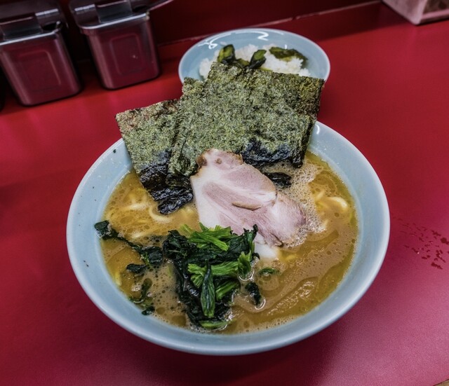 Bushōya Iekei Ramen