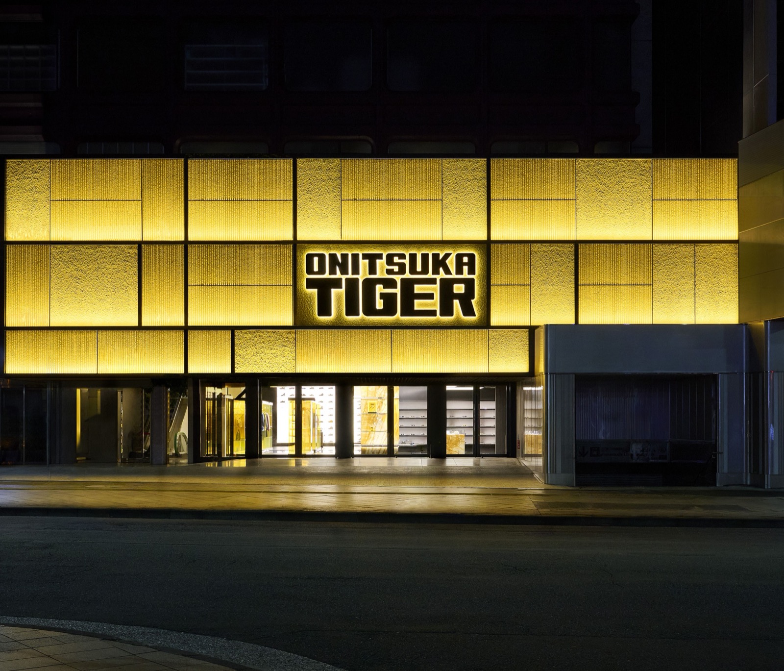 Onitsuka Tiger Shinjuku Flagship