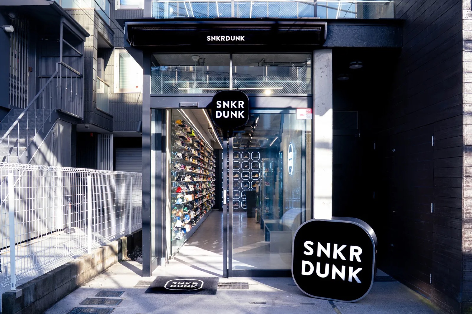 SNKRDUNK Harajuku